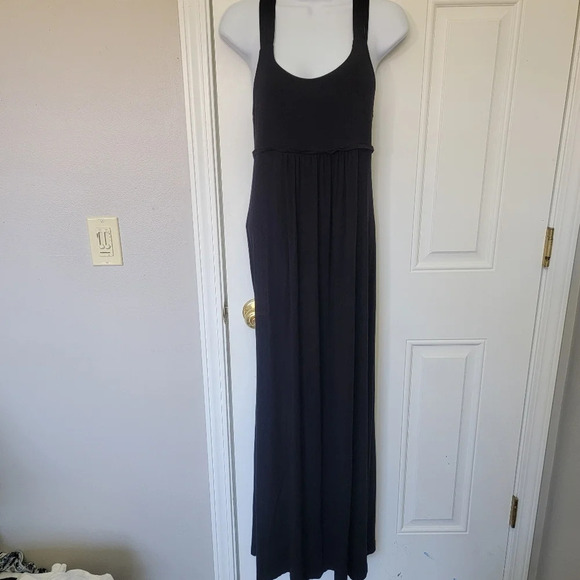 Calvin Klein Black Maxi Dress Sleeveless Strappy Criss Cross Back Slimming Sz 6 - Picture 2 of 9